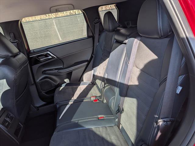 Used 2024 Mitsubishi Outlander SE image 25