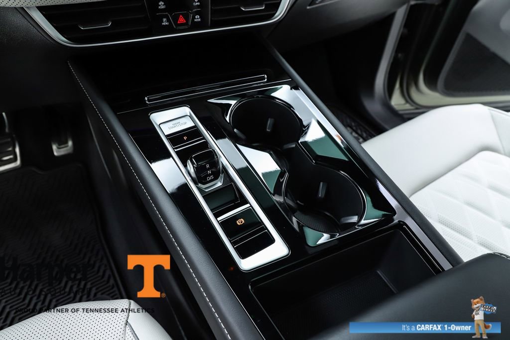 Used 2025 Volkswagen Atlas Cross Sport SEL Premium R-Line image 24