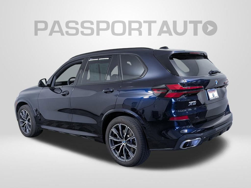 Certified 2024 BMW X5 xDrive40i w/ M Sport Package image 3