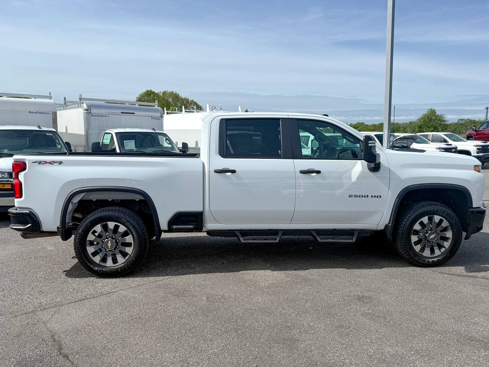 Certified 2021 Chevrolet Silverado 2500 Custom w/ Custom Value Package AWD/4WD image 11