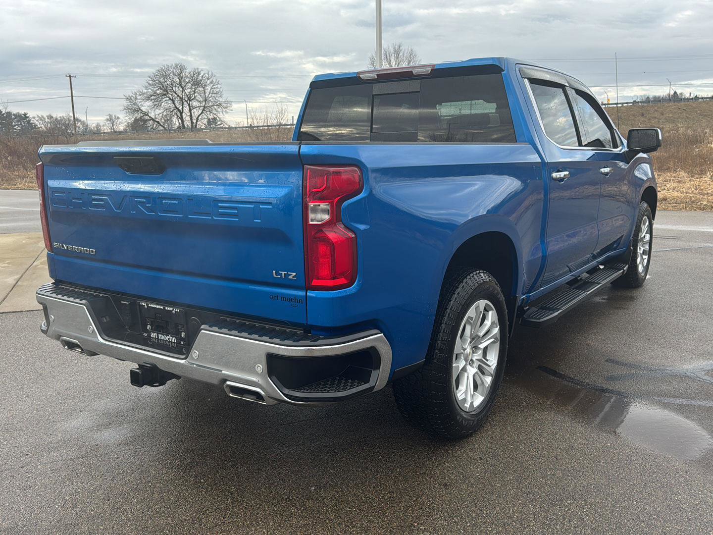 Used 2023 Chevrolet Silverado 1500 LTZ image 5