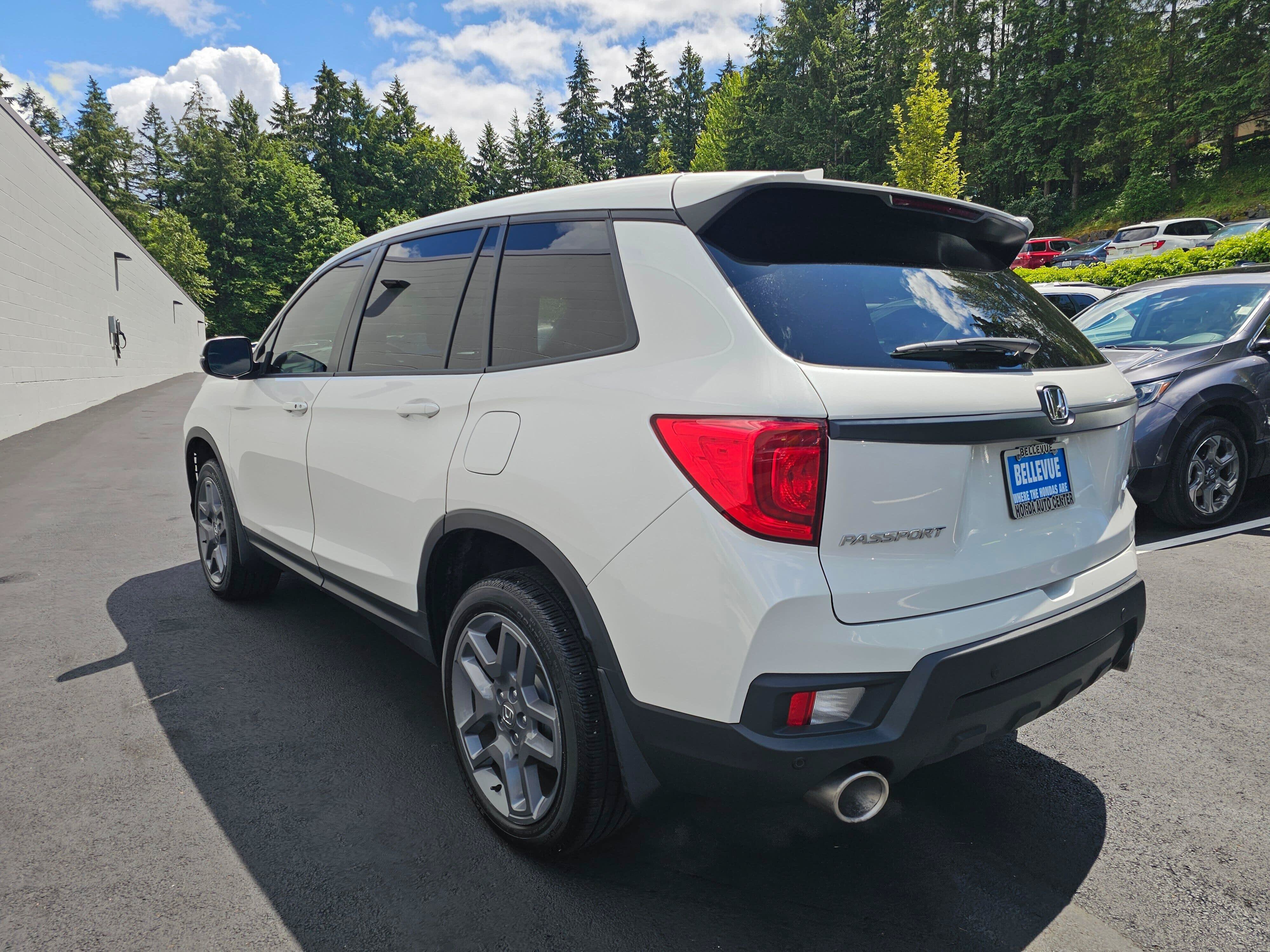 Used 2023 Honda Passport EX-L image 5