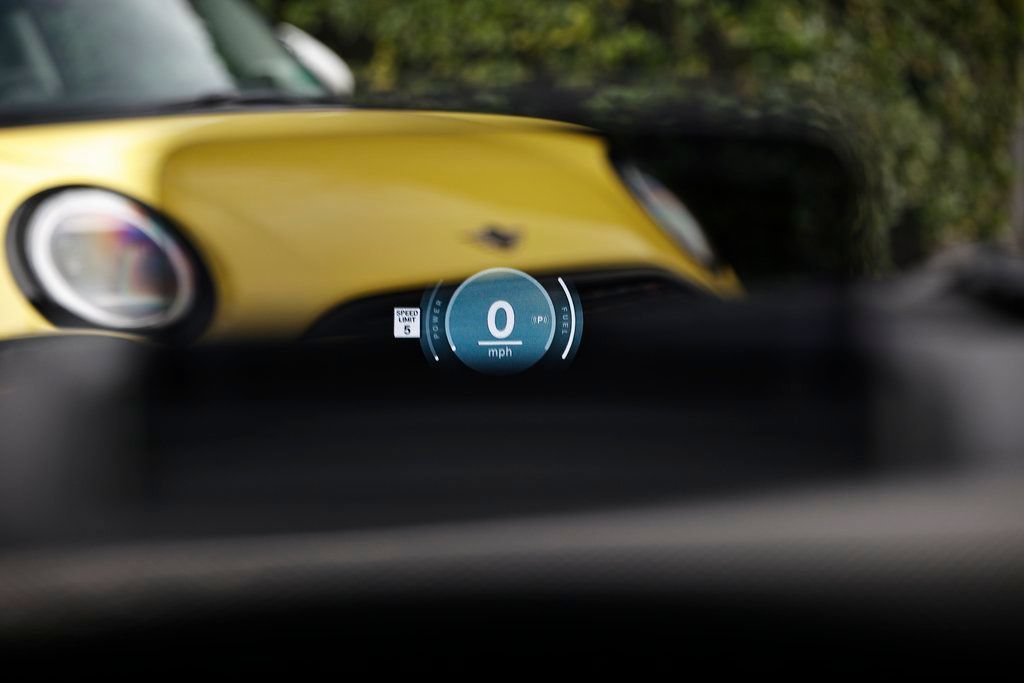New 2026 MINI Cooper 2-Door Hardtop FWD image 28