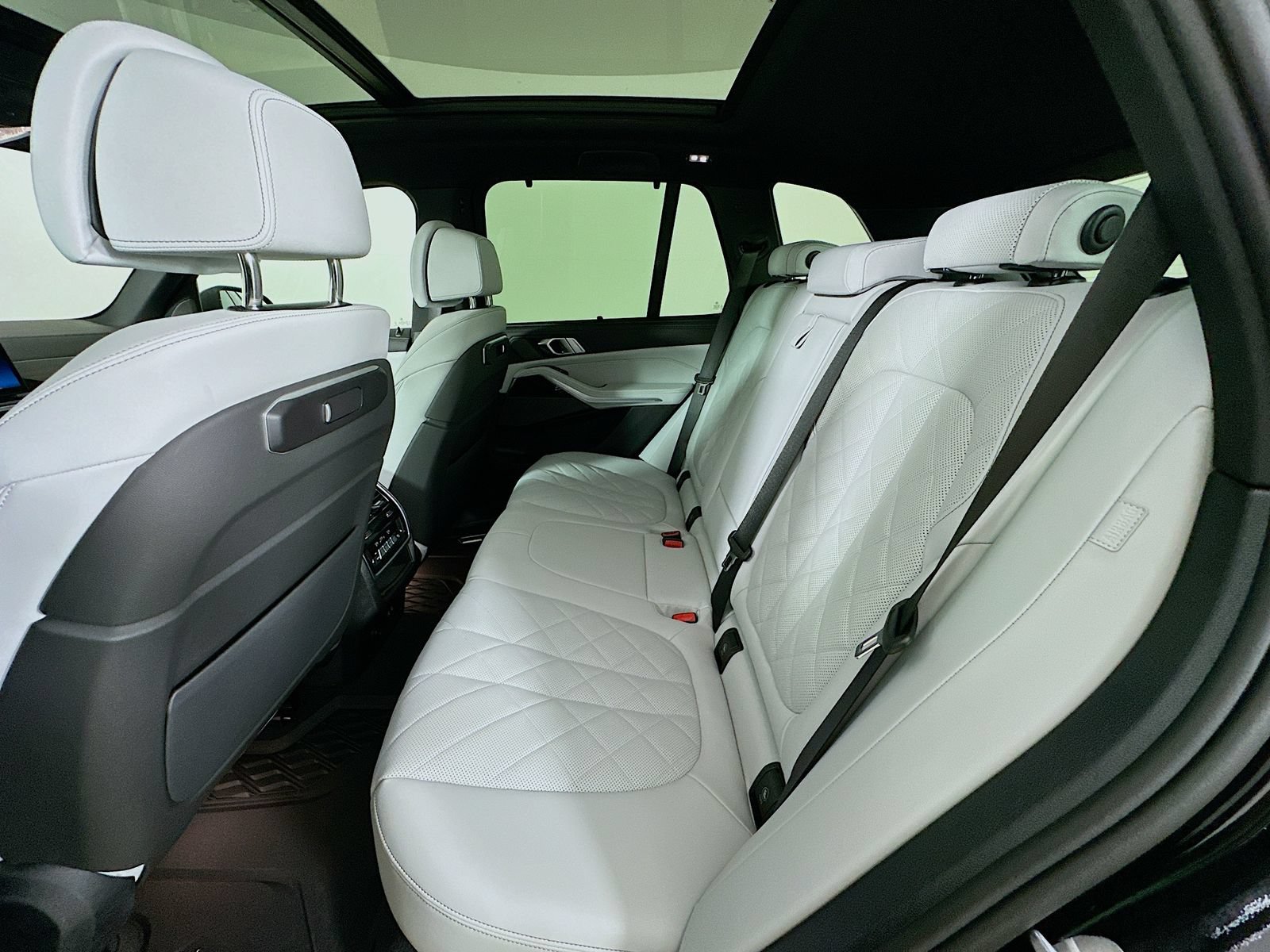 New 2026 BMW X5 xDrive40i AWD/4WD image 37