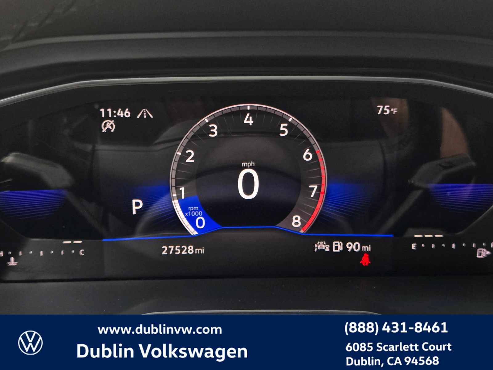 Certified 2023 Volkswagen Jetta SE w/ Panoramic Sunroof Package FWD image 23