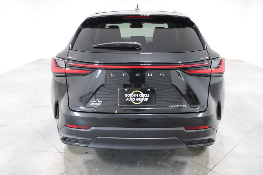 Used 2024 Lexus NX 250 FWD w/ Towing Package (2000 Lbs) image 8