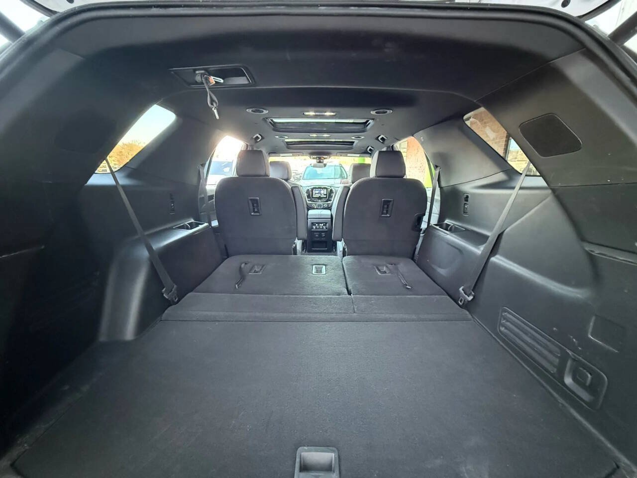 Used 2023 Chevrolet Traverse RS AWD/4WD image 32