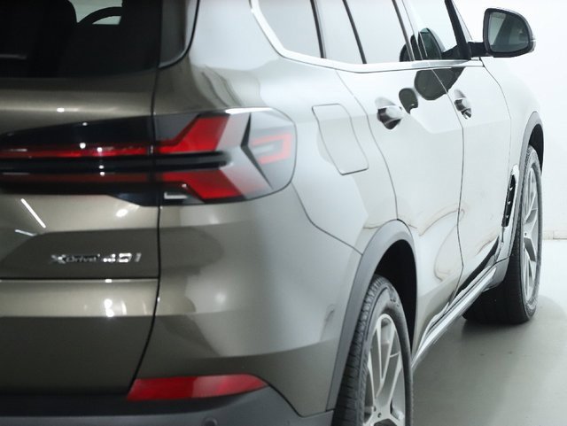 Certified 2025 BMW X5 xDrive40i w/ Premium Package image 43