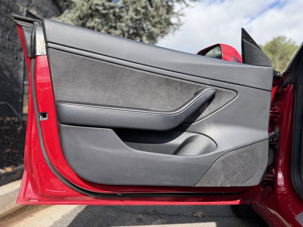 Used 2018 Tesla Model 3 Long Range image 28