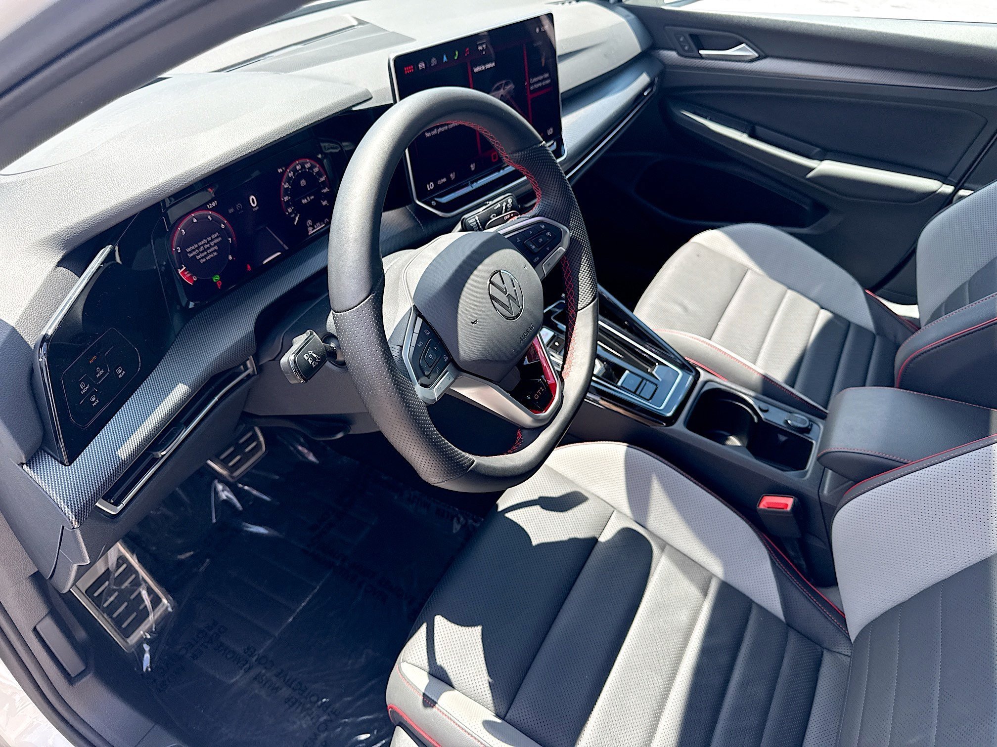 Used 2025 Volkswagen GTI Autobahn FWD image 25