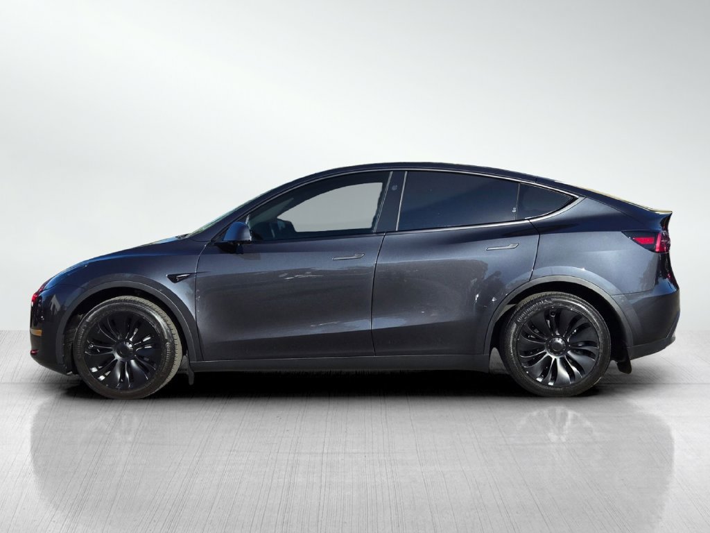 Used 2024 Tesla Model Y Long Range AWD/4WD image 7