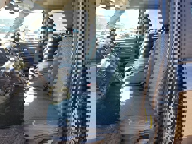 Used 2015 RAM 2500 SLT image 22