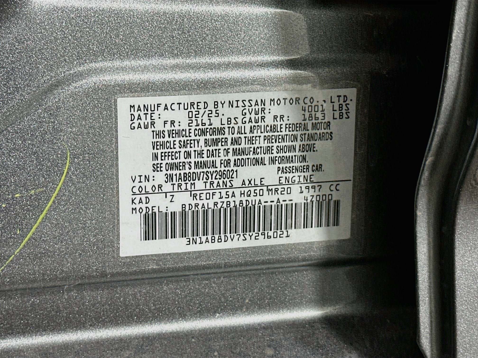 Used 2025 Nissan Sentra SR FWD image 12
