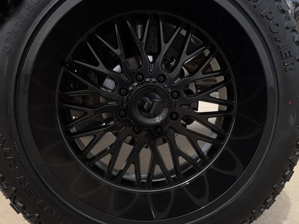 Used 2024 GMC Sierra 3500 Denali Ultimate image 9