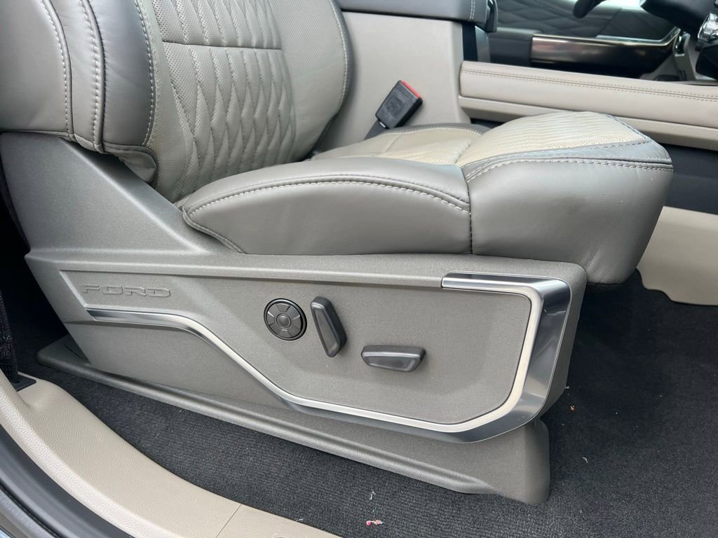 New 2025 Ford F350 Platinum w/ Platinum Plus Package image 22