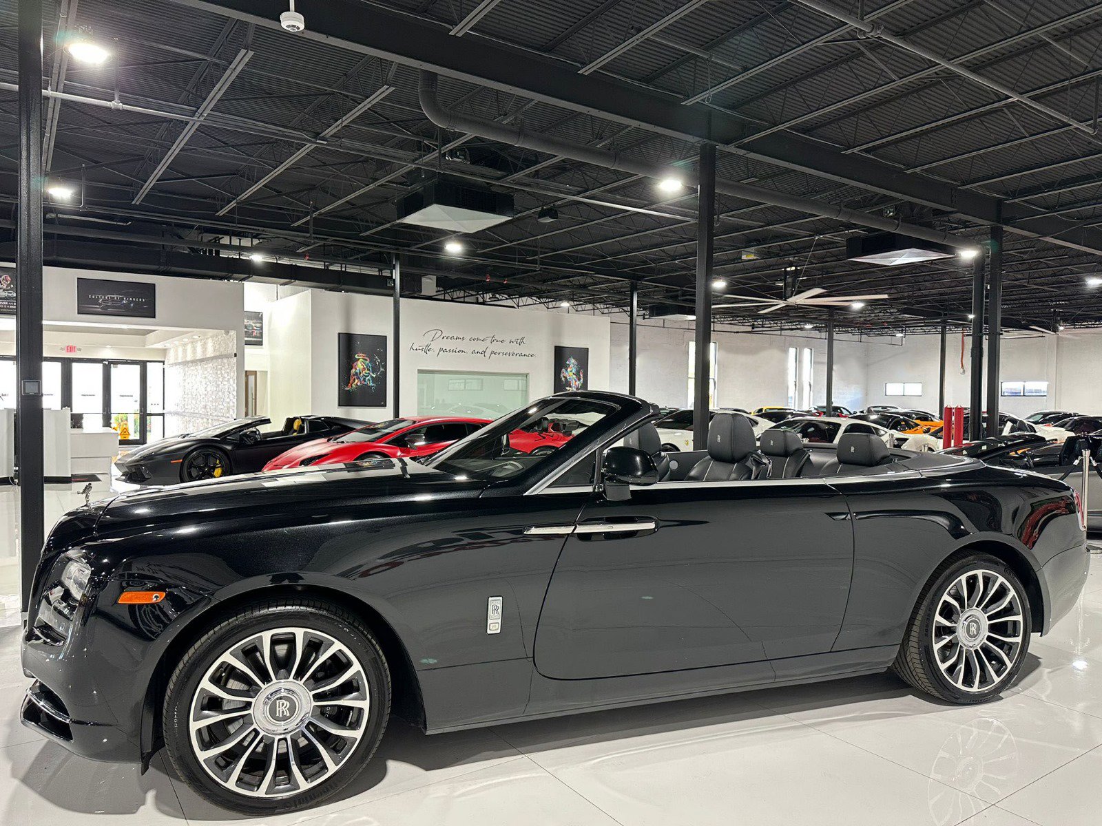 Used 2019 Rolls-Royce Dawn image 2