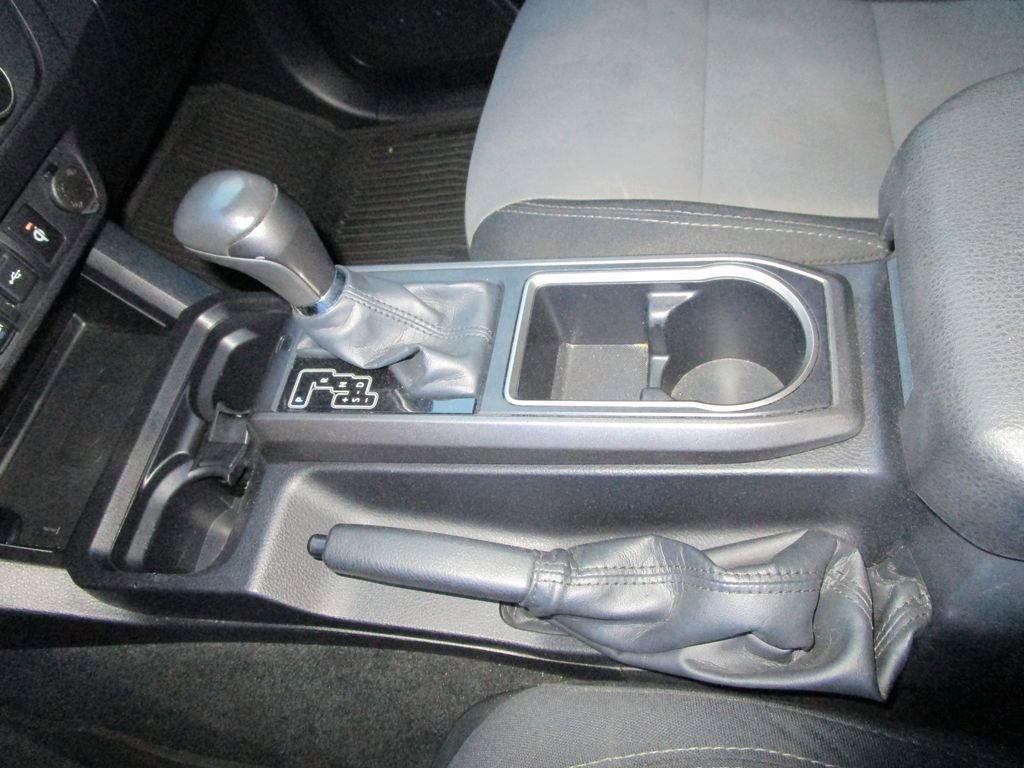 Used 2022 Toyota Tacoma TRD Off-Road image 37