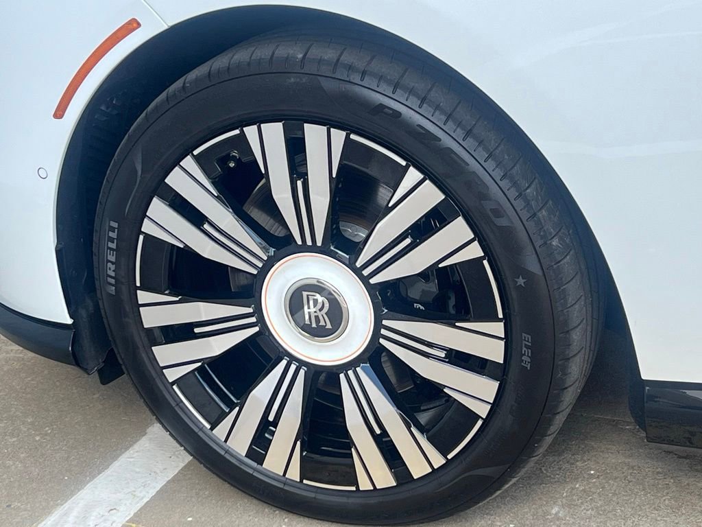 Used 2024 Rolls-Royce Spectre w/ Spectre Launch Package AWD/4WD image 9