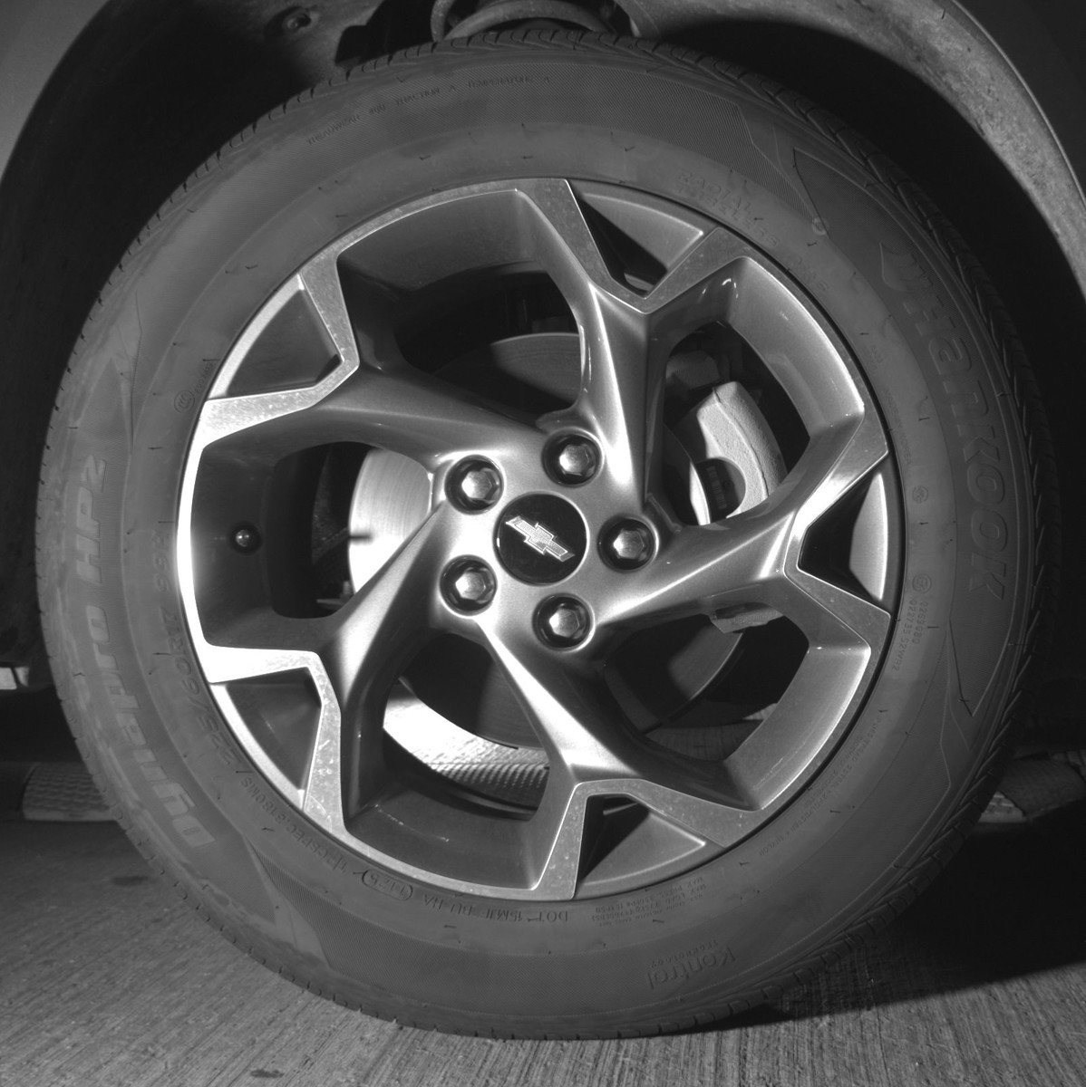 Used 2025 Chevrolet Trax LT FWD image 13