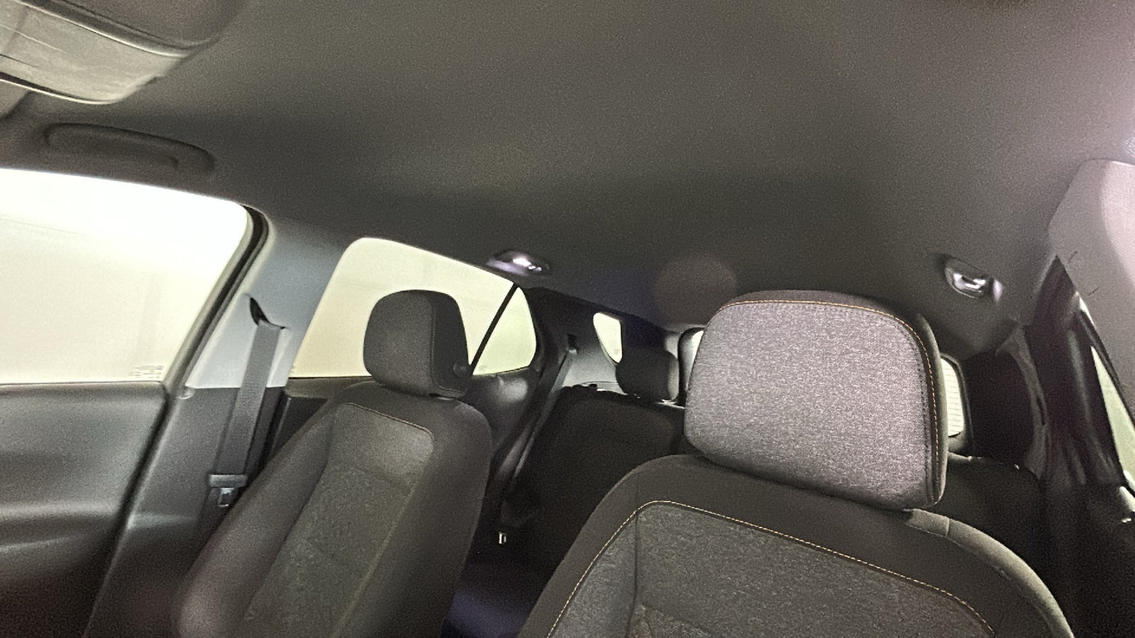Used 2024 Chevrolet Equinox LT FWD image 16