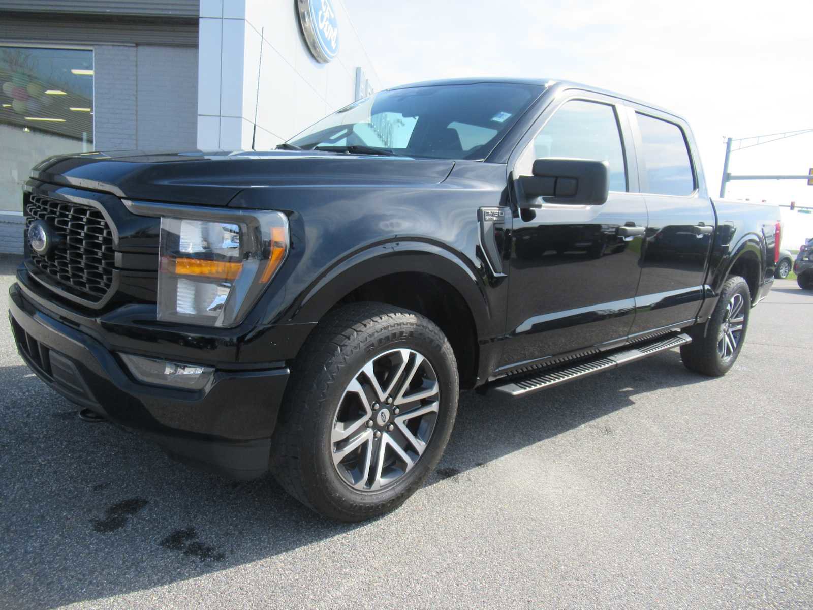 Used 2023 Ford F150 XL w/ STX Appearance Package image 1