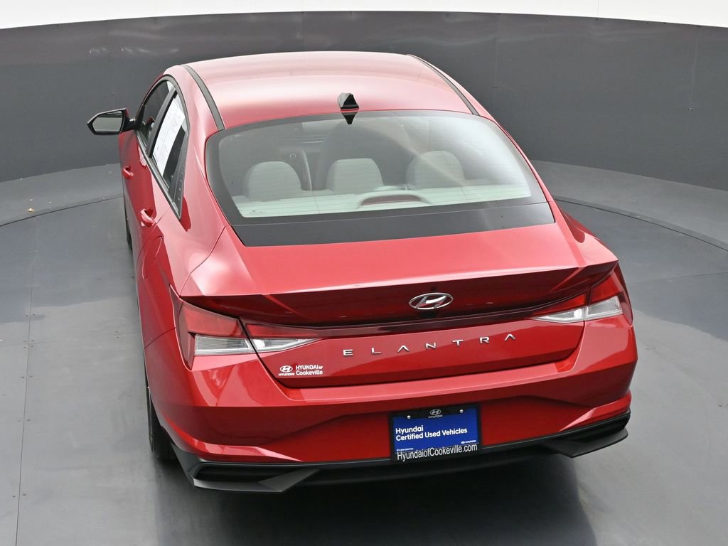 Certified 2022 Hyundai Elantra SEL image 29