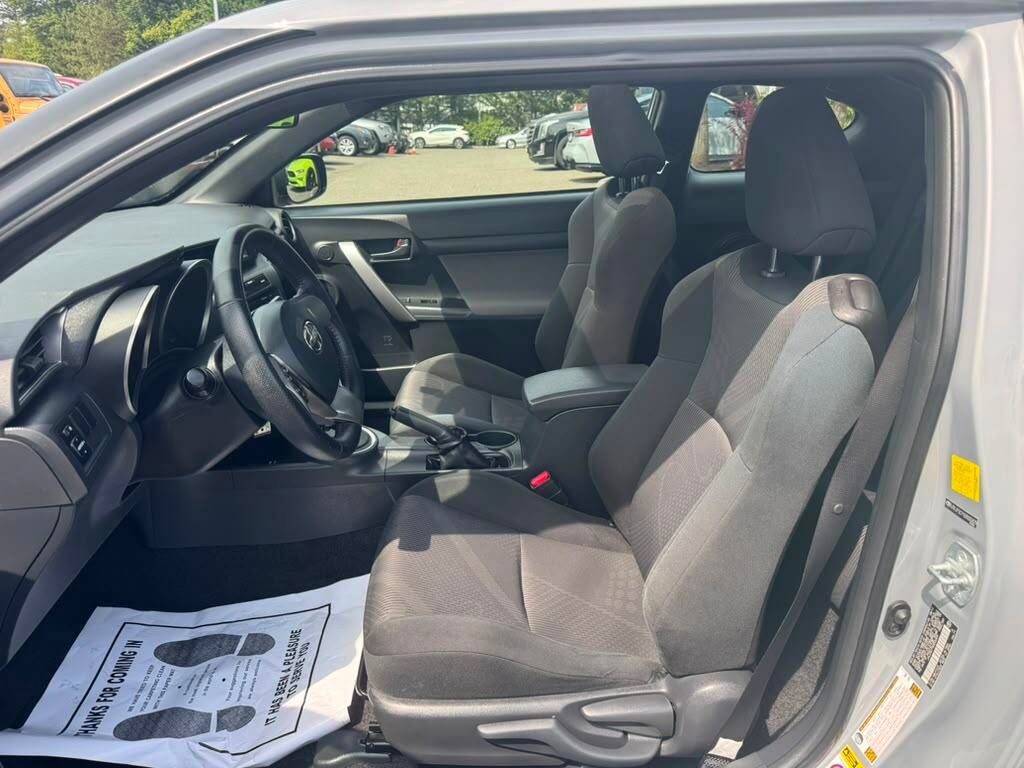 Used 2011 Scion tC FWD image 8