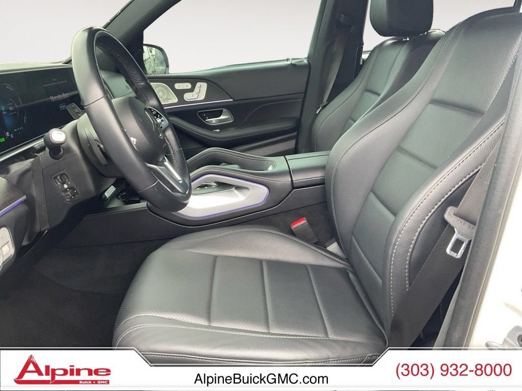 Used 2023 Mercedes-Benz GLS 450 4MATIC image 9