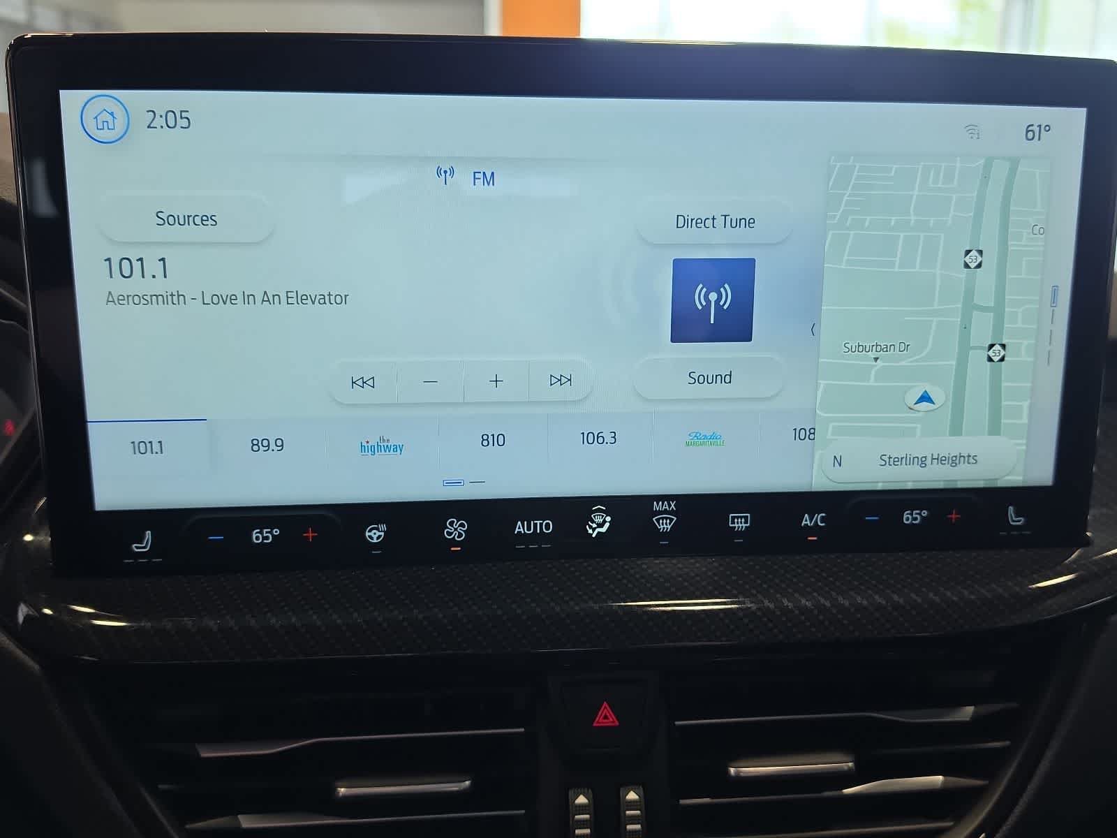 Used 2024 Ford Escape ST-Line w/ Tech Pack #1 AWD/4WD image 25