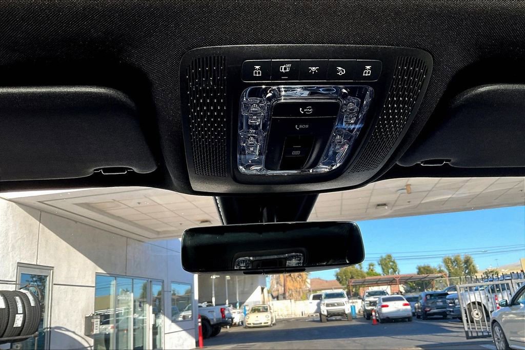 Used 2023 Mercedes-Benz GLB 250 image 13