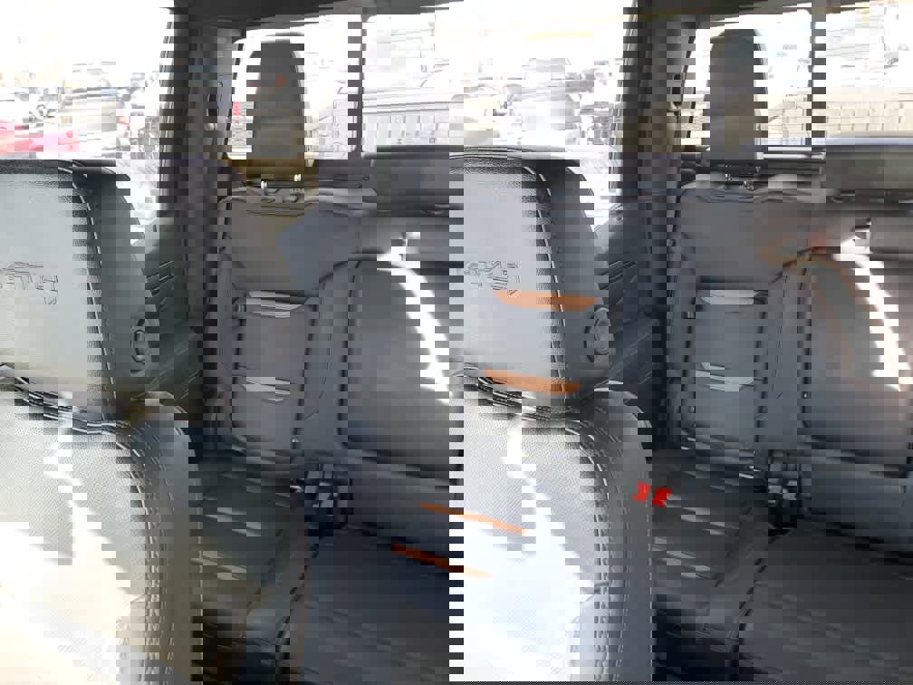 Used 2025 GMC Sierra 1500 AT4 w/ AT4 Preferred Package image 14