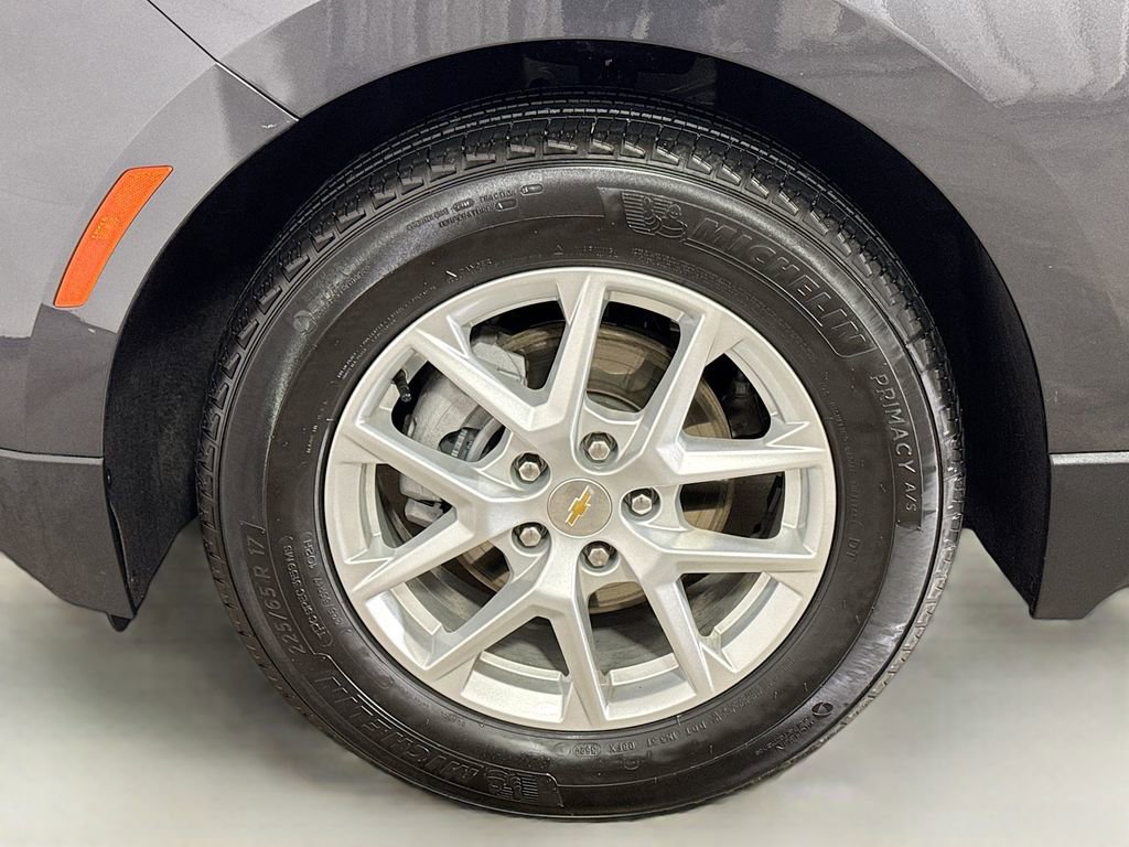 Used 2023 Chevrolet Equinox LT image 28
