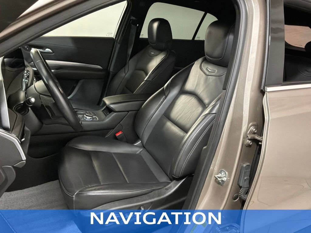 Used 2024 Cadillac XT4 Premium Luxury AWD/4WD image 6
