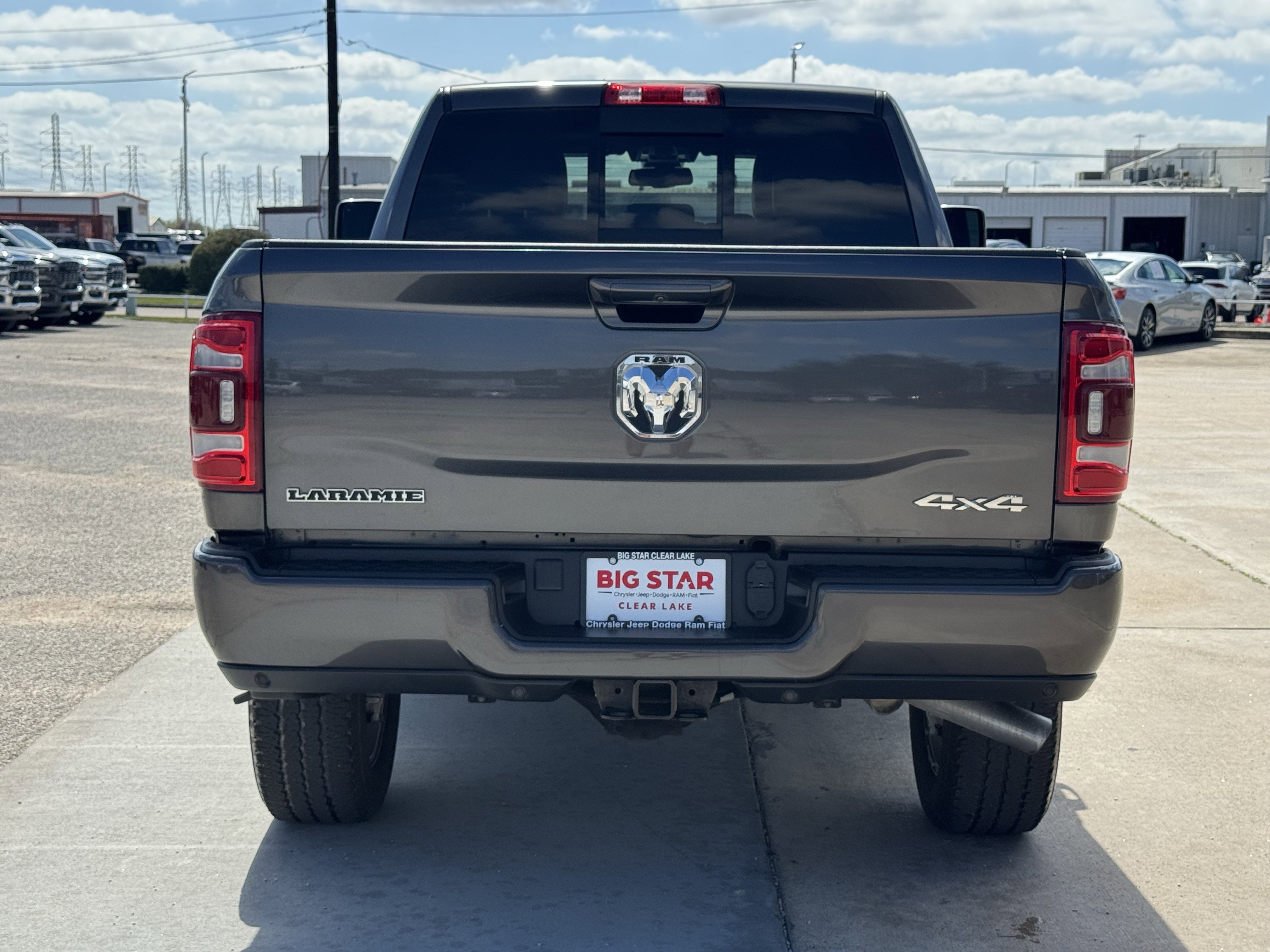 Used 2024 RAM 2500 Laramie w/ Sport Appearance Package image 9