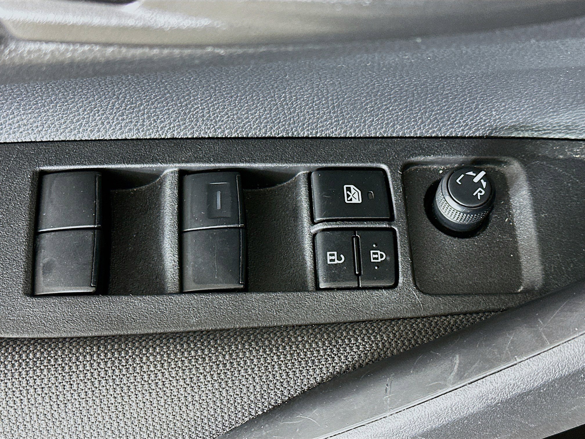 Used 2025 Toyota Corolla LE image 15