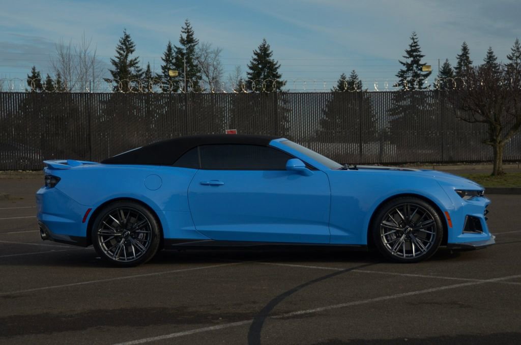 Used 2023 Chevrolet Camaro ZL1 RWD image 43