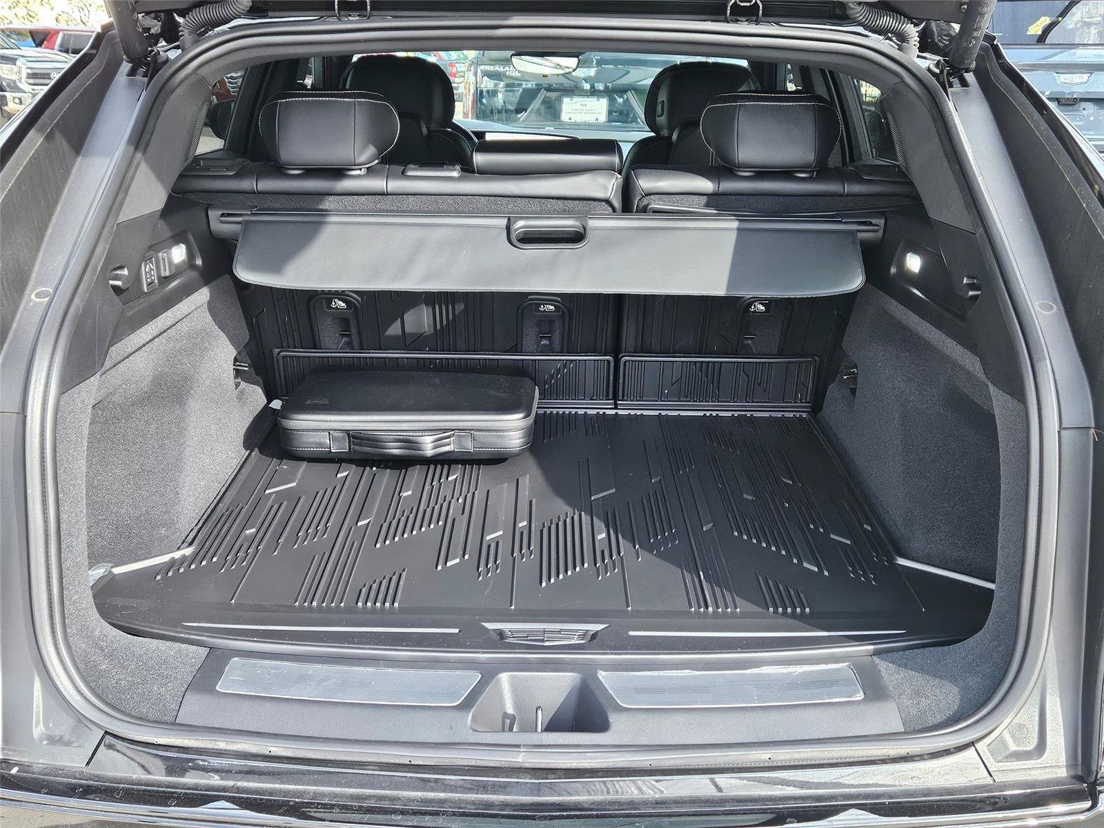 New 2026 Cadillac Lyriq V w/ LPO, Floor Liner Package AWD/4WD image 29