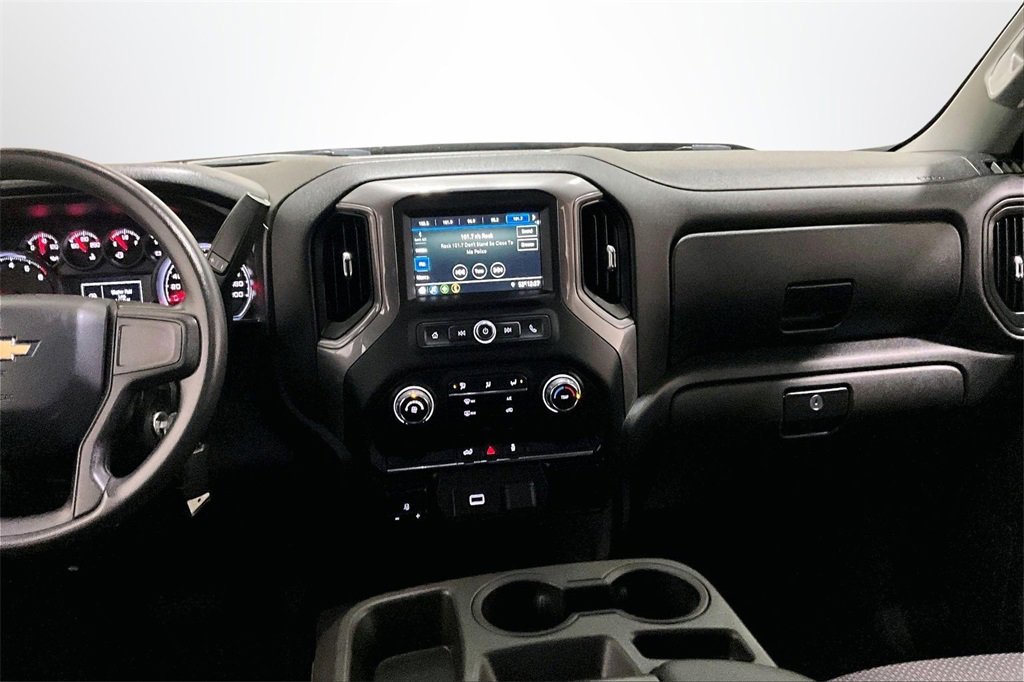 Used 2019 Chevrolet Silverado 1500 Custom image 9