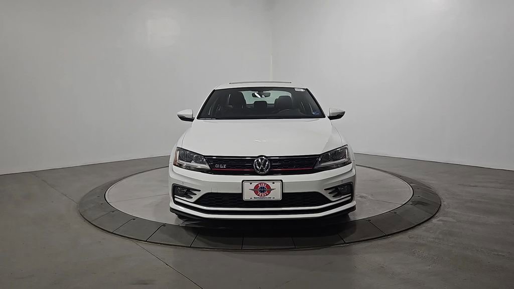 Used 2017 Volkswagen Jetta GLI image 8
