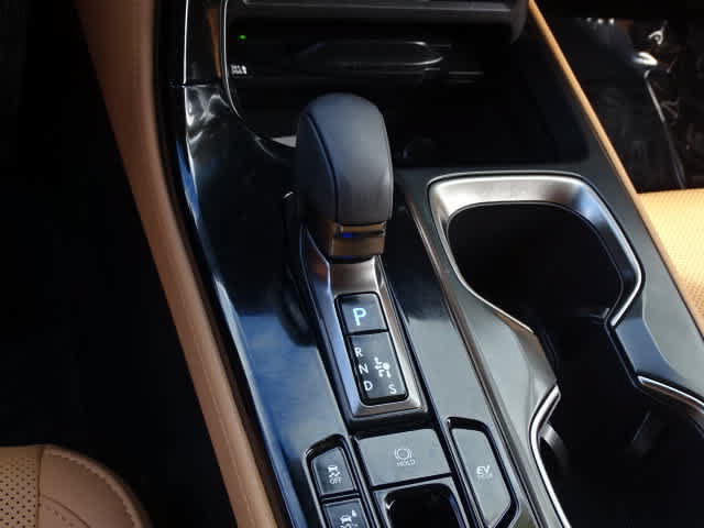 Used 2025 Lexus NX 350h AWD w/ Accessory Package (Z2) image 33