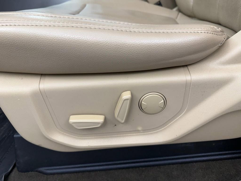 Used 2019 Ford F150 Lariat w/ Equipment Group 502A Luxury image 44