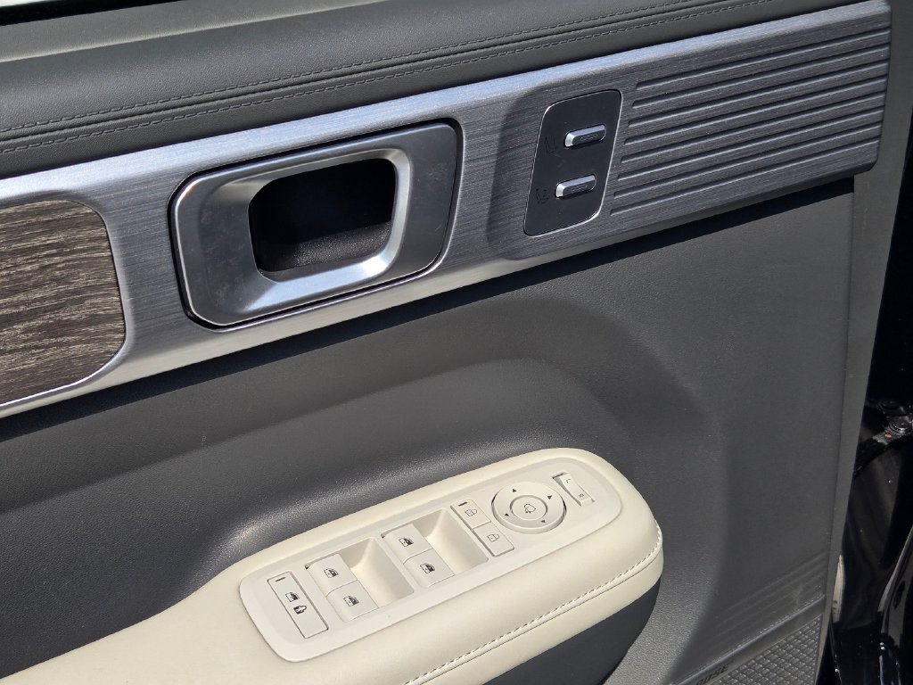 Used 2024 Hyundai Santa Fe Calligraphy FWD image 15