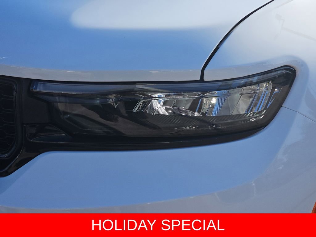 New 2025 Jeep Grand Cherokee Limited w/ Trailer Tow Package image 34