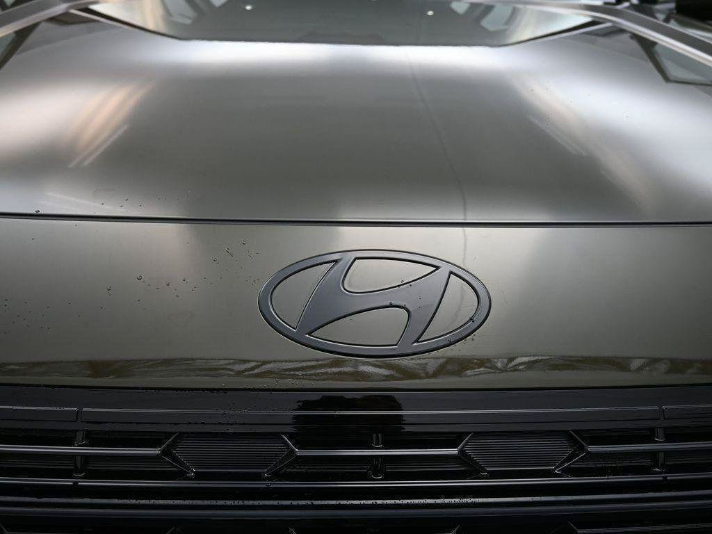New 2026 Hyundai Palisade Calligraphy FWD image 18