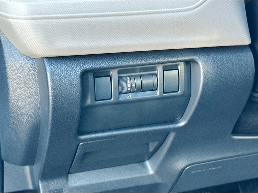 Certified 2025 Subaru Forester image 10