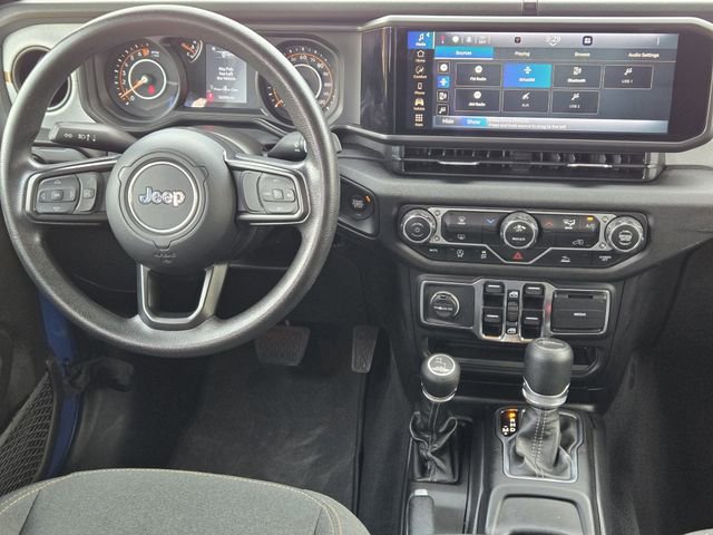 Certified 2025 Jeep Gladiator Sport AWD/4WD image 27