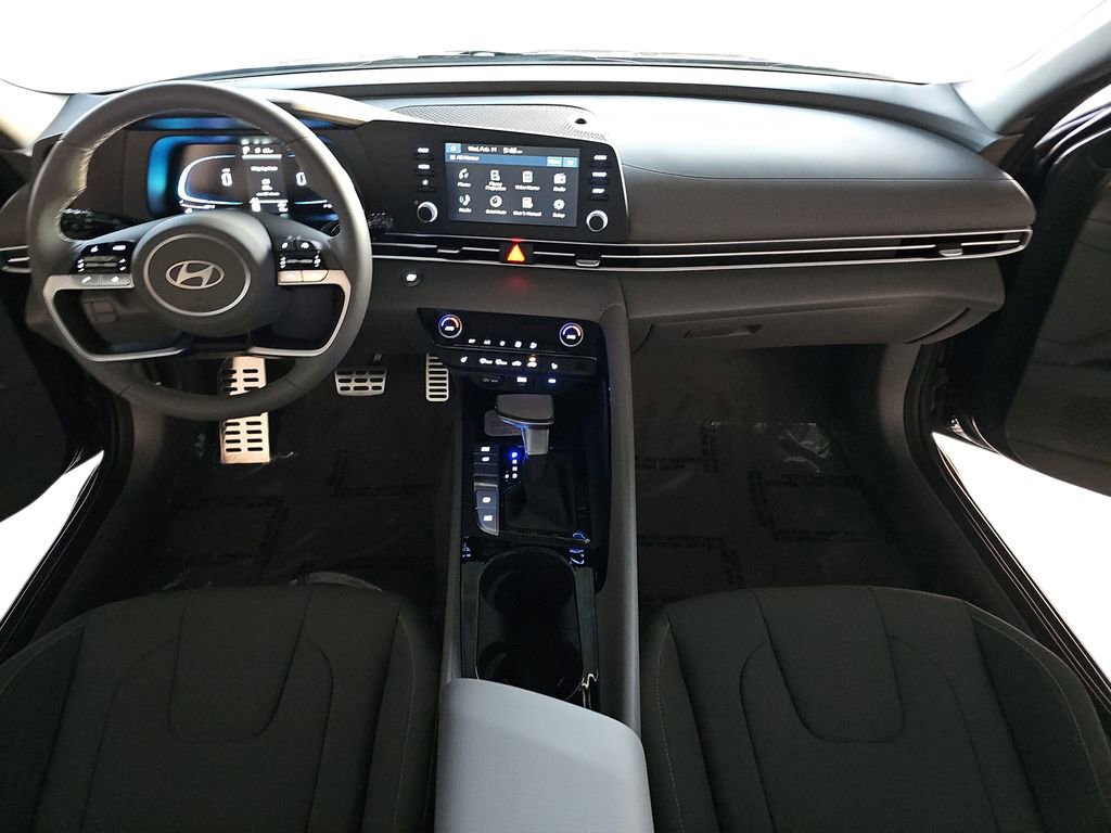 New 2026 Hyundai Elantra SEL Sport image 9