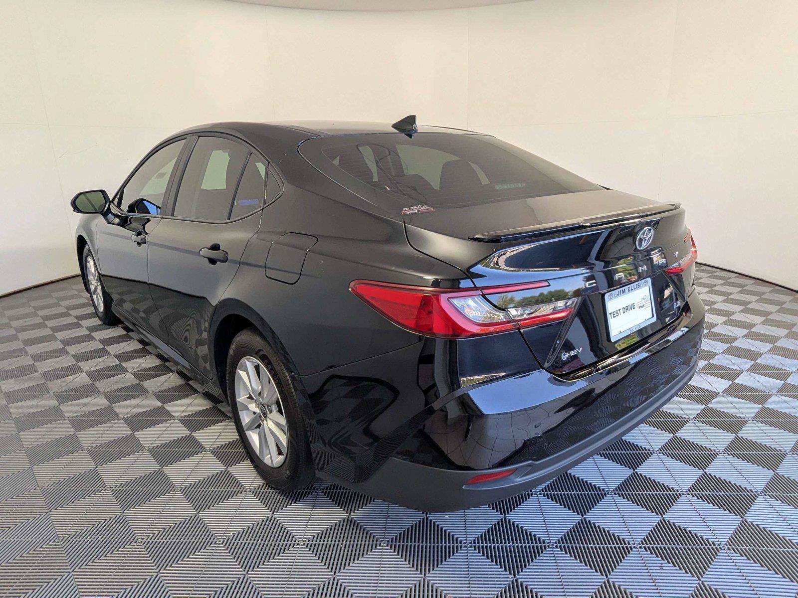 Certified 2025 Toyota Camry LE w/ Convenience Package FWD image 7