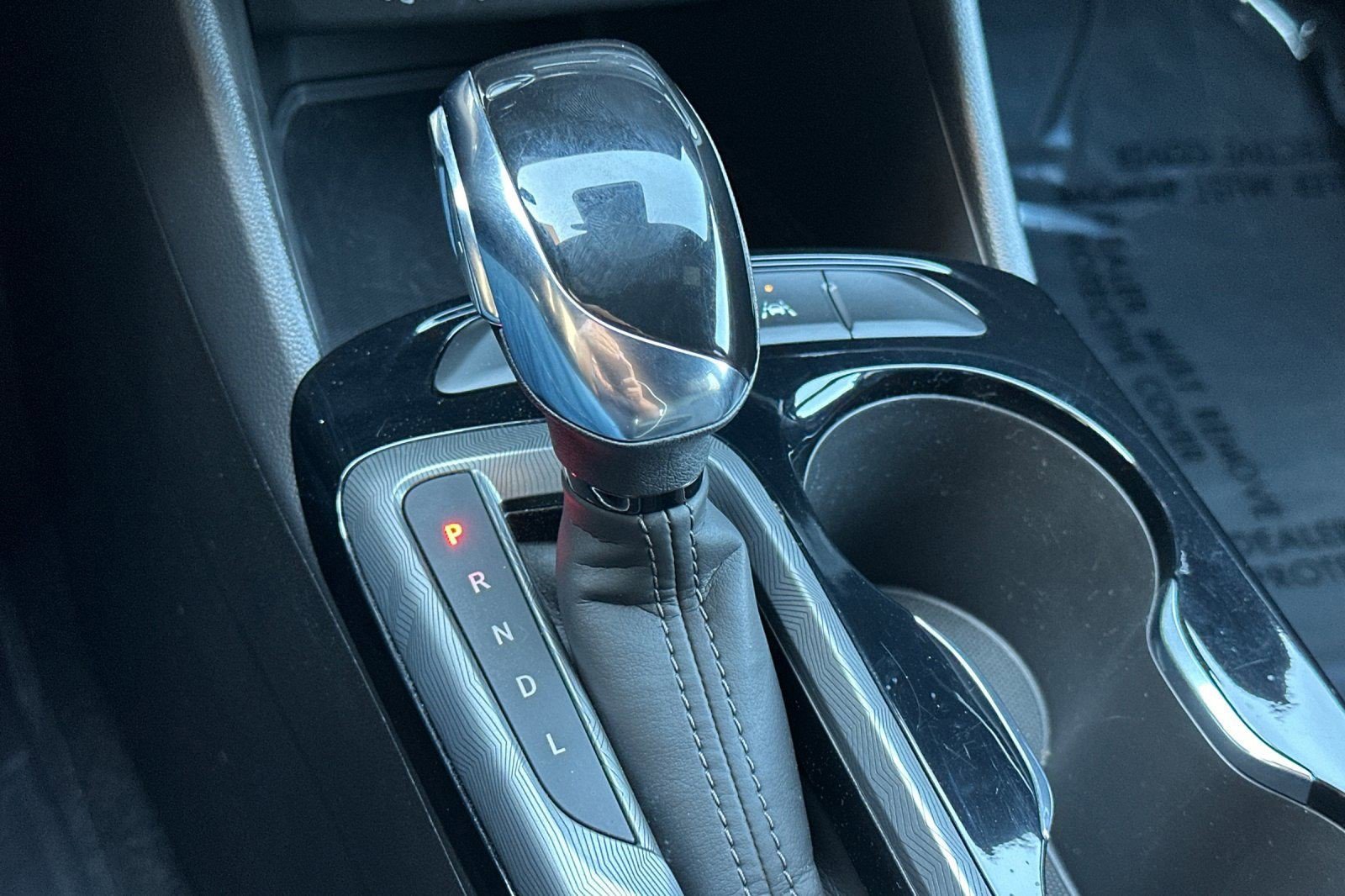 Certified 2025 Buick Envista Sport Touring FWD image 21