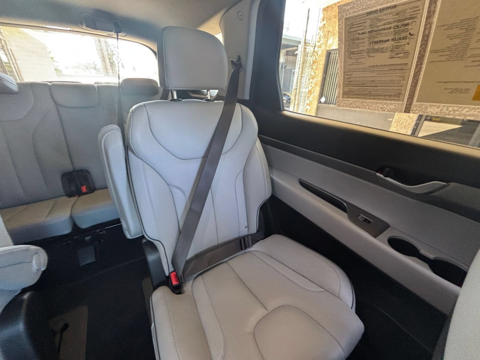 Used 2025 Hyundai Palisade SEL FWD image 39